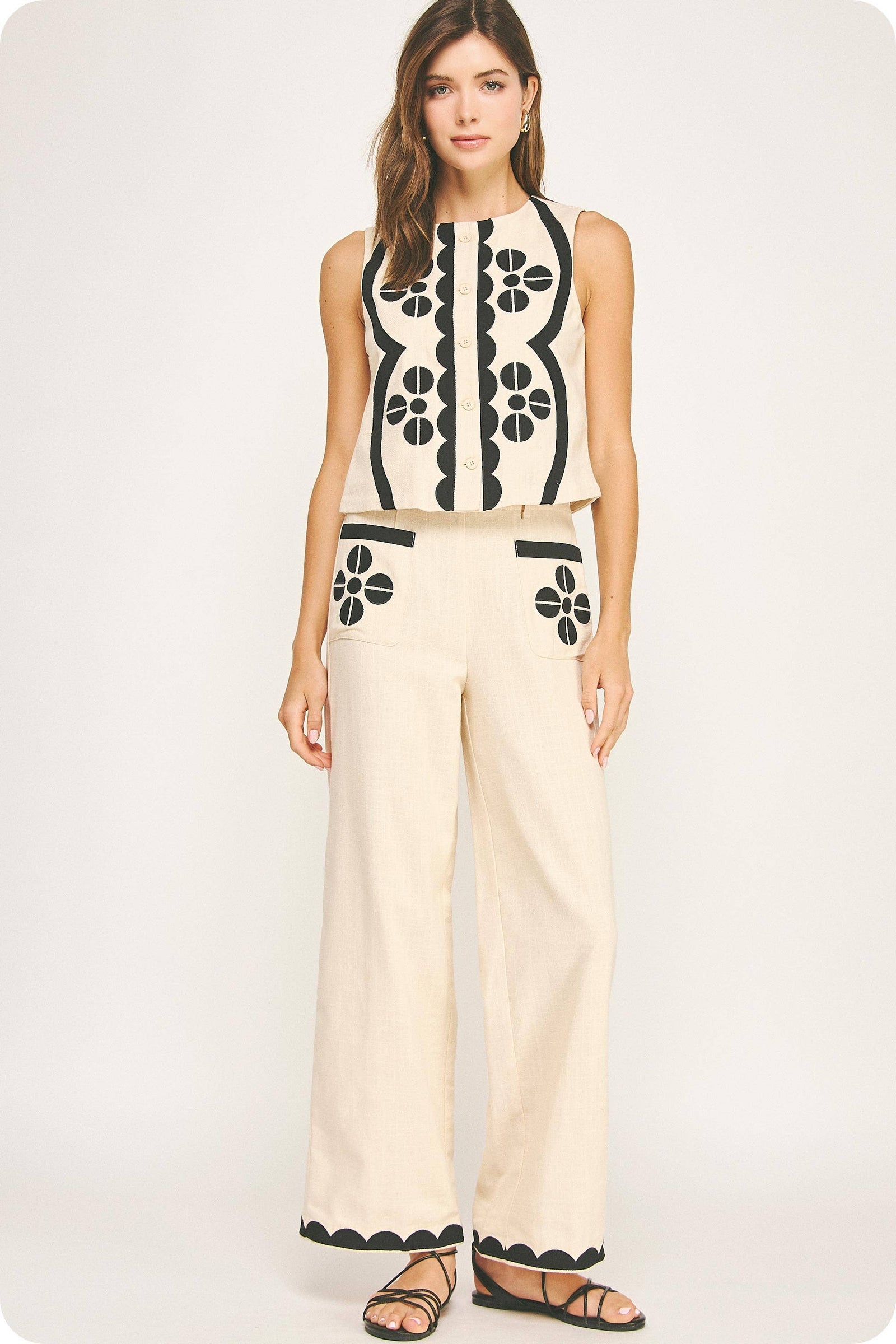 Contrast Embroidery Pants
