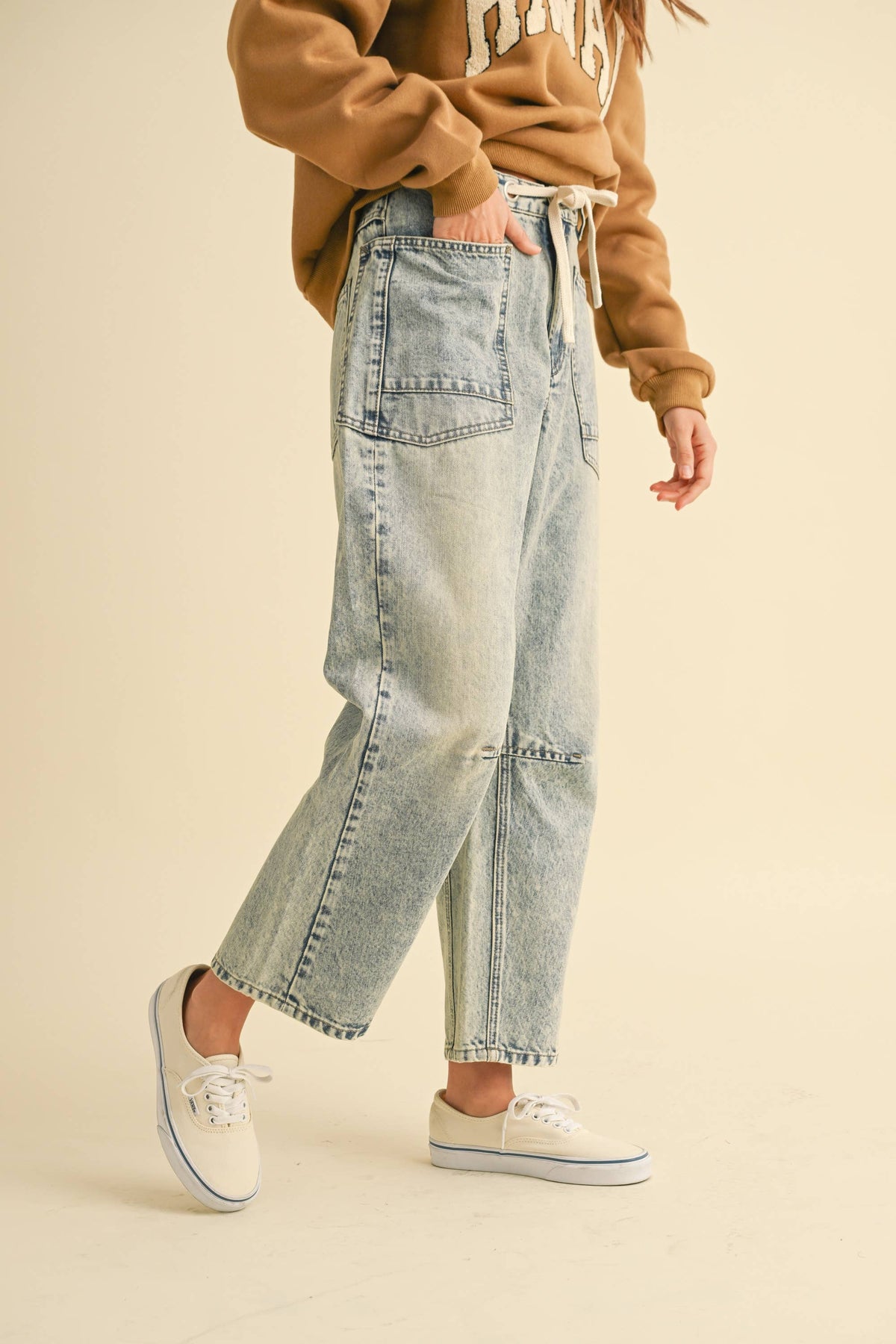 BARREL WASHED DENIM PANTS