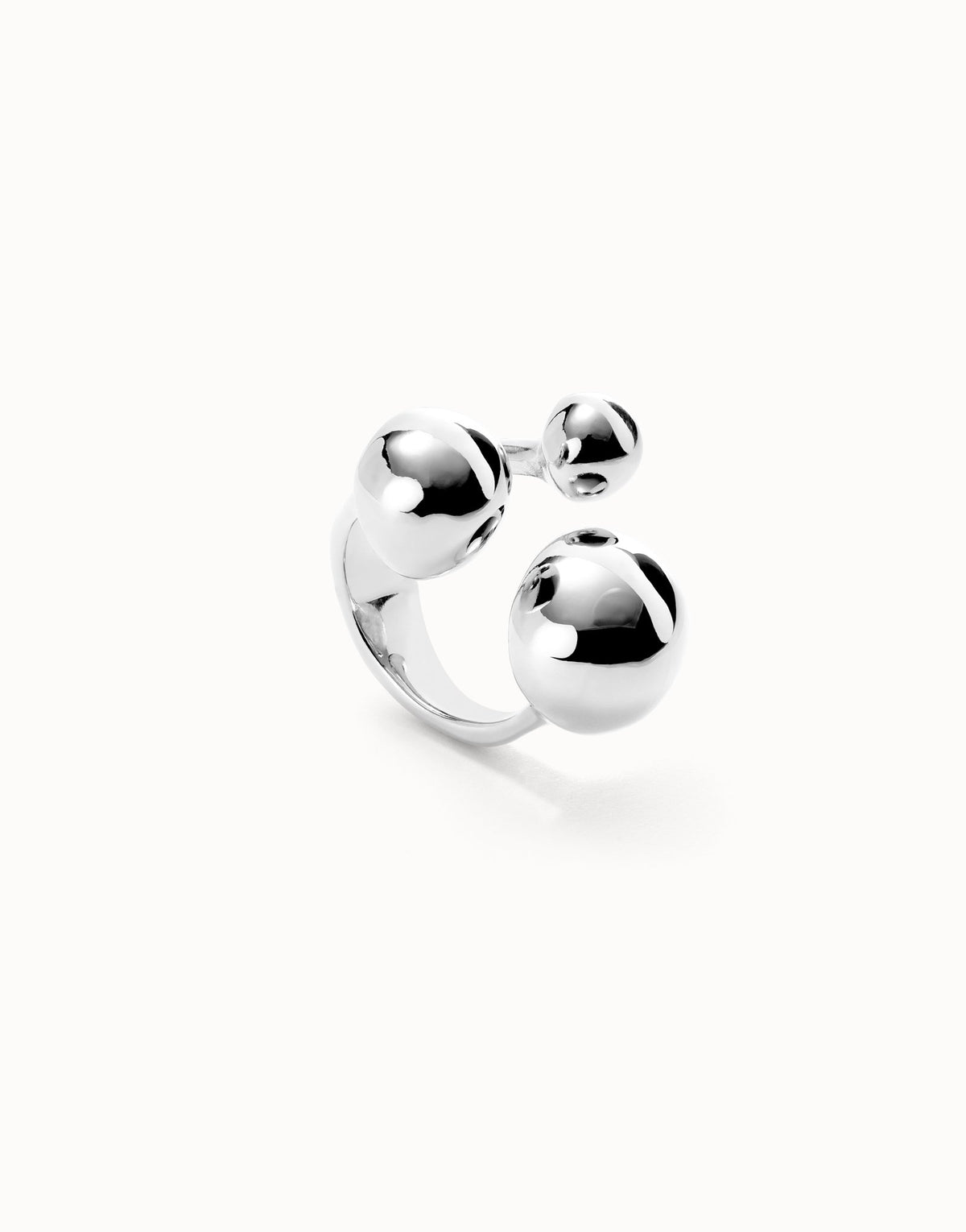 UNODE50 Ring with three bubble-shaped beads