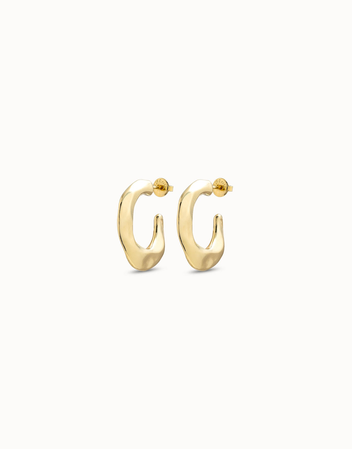 UNODE50 GOLD FLATTENED BANANA EARRINGS