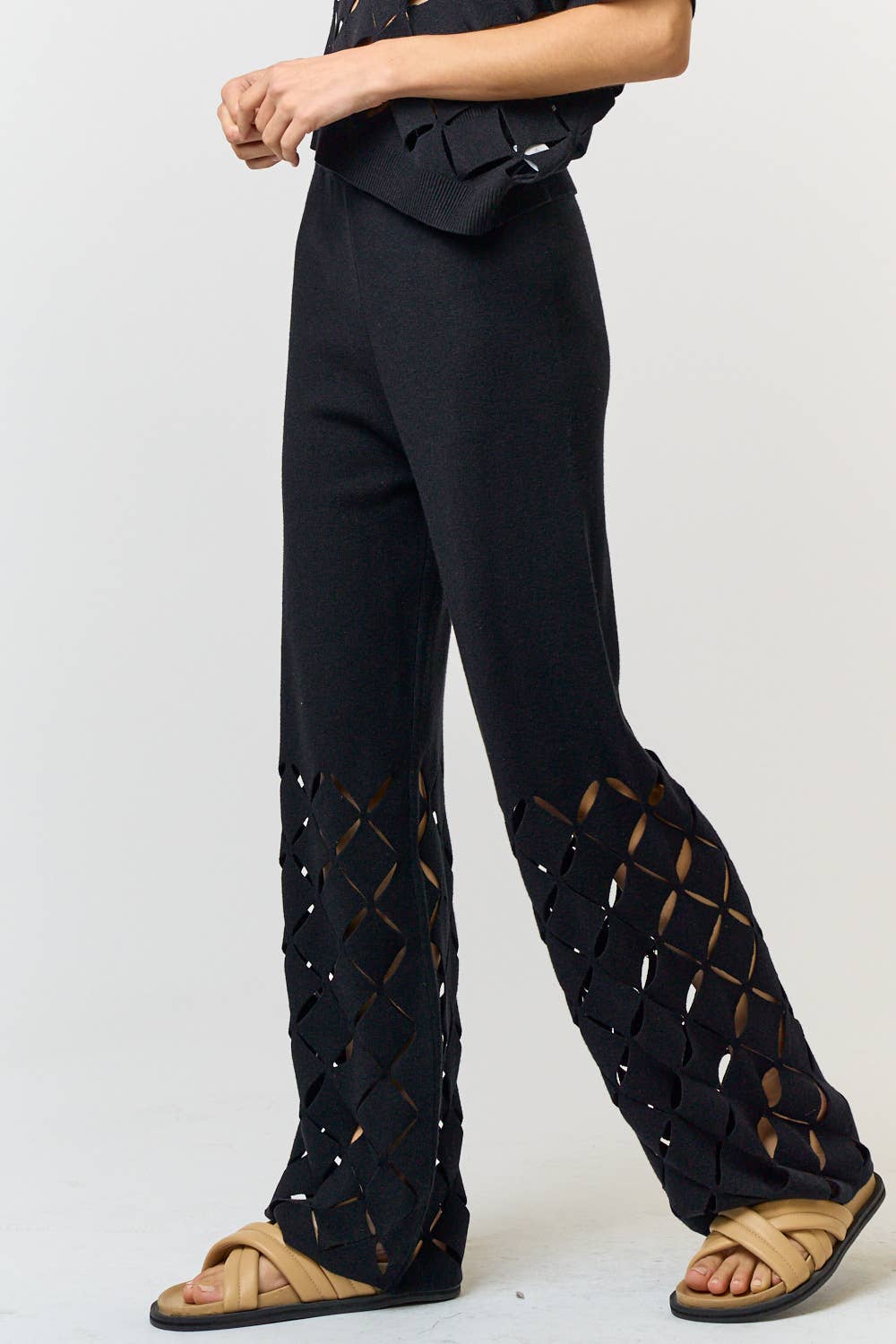 CUT OUT DETAIL ELASTIC WAISTBAND SWEATER PANTS