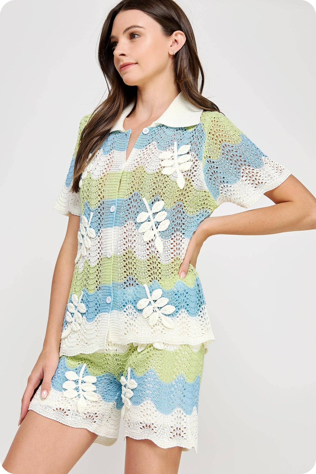 Crochet Floral Detail Color Block Shirt