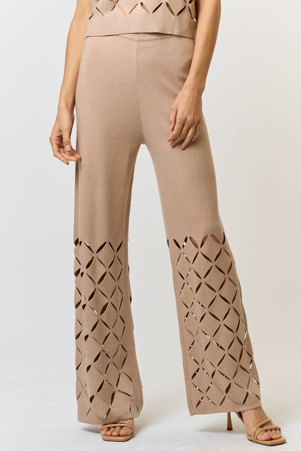 CUT OUT DETAIL ELASTIC WAISTBAND SWEATER PANTS