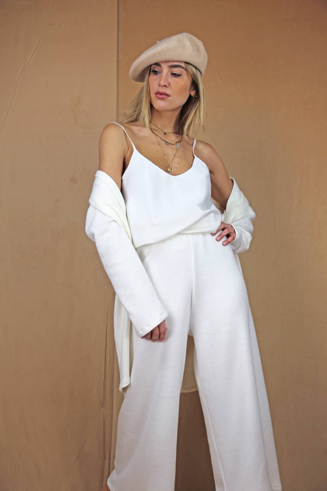 CREAM THIN STRAPS BASIC TANK TOP