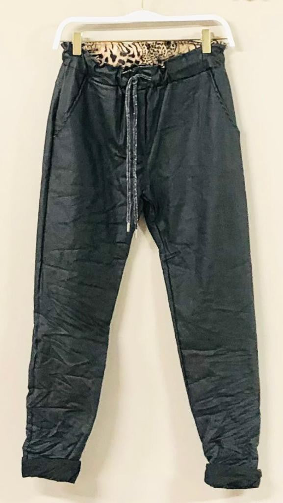 Venti6 crinkle jogger with animal print waist lining