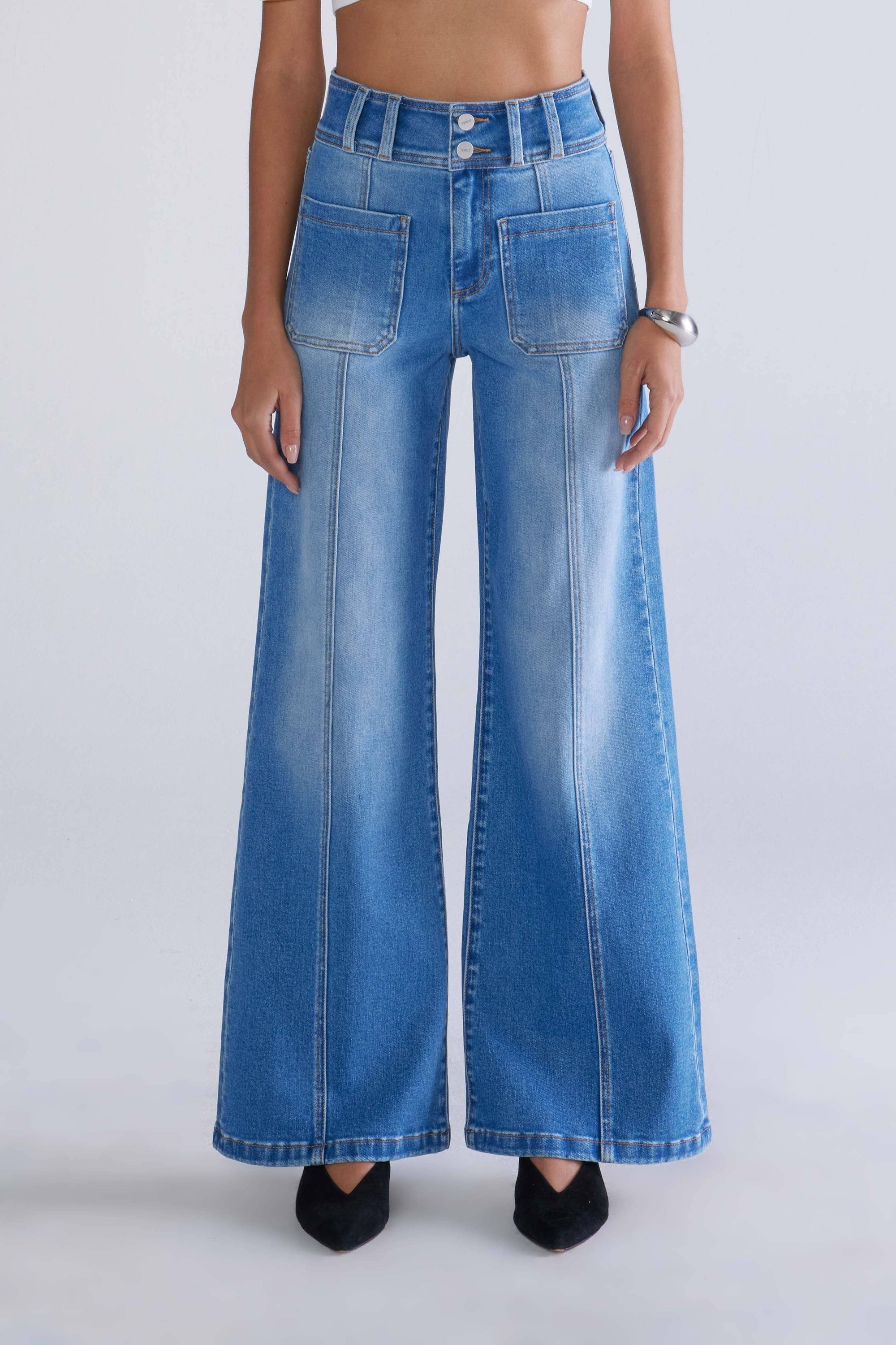 Kristin Women's Medium Mid Rise Pleated Wide Denim Jeans